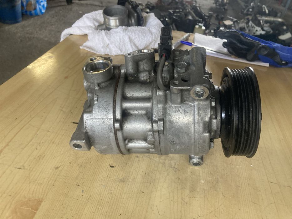 Audi Q5 3.0tdi 313кс 2015 година Компресор Климатик