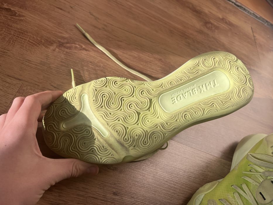 Adidasi baschet marimea 43