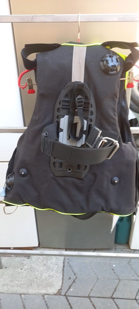 Costum de scufundari SCUBAPRO