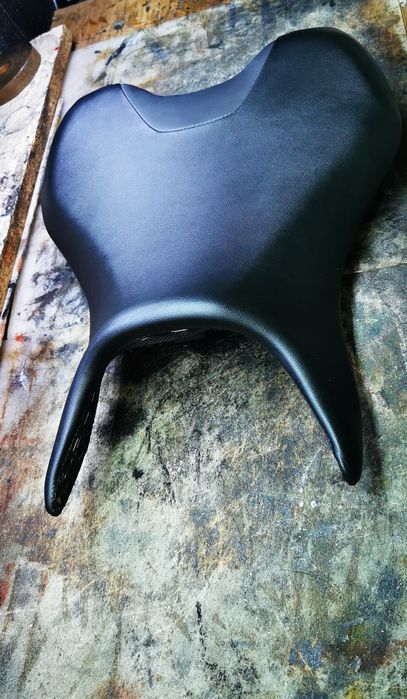 Tapiterii moto profesional