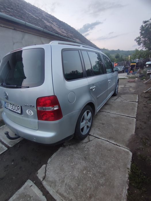 Vând VW Touran 2006