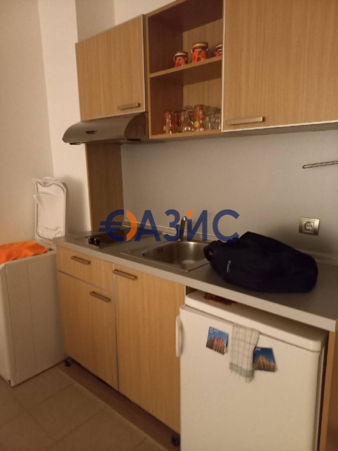 Апартамент с 1 спалня с изглед към басейна в СПА комплекс "Емералд",