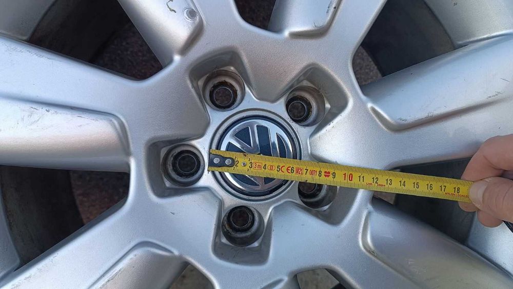 Джанти 17” VW с гуми Lassa 225/45R17 – комплект 4 броя