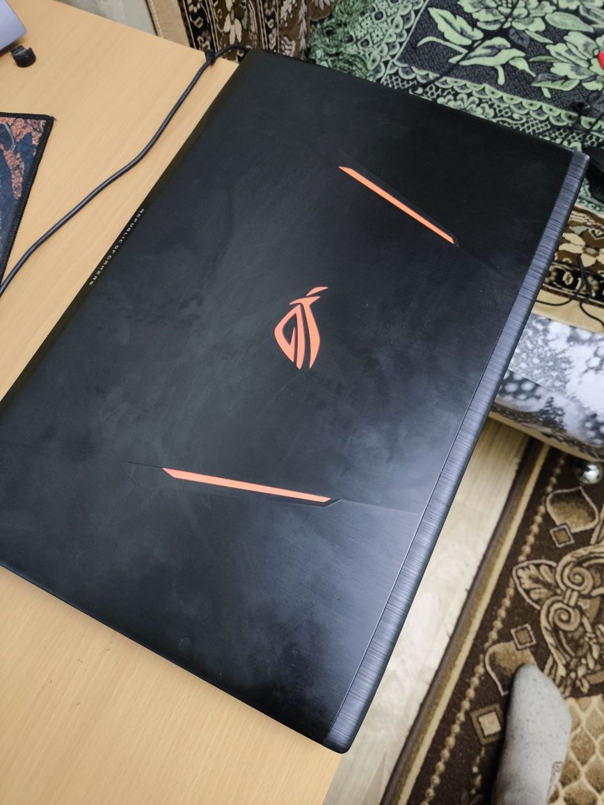 Asus rog i7 / 1050ti 4gb/ 16 ОЗУ /256 ssd