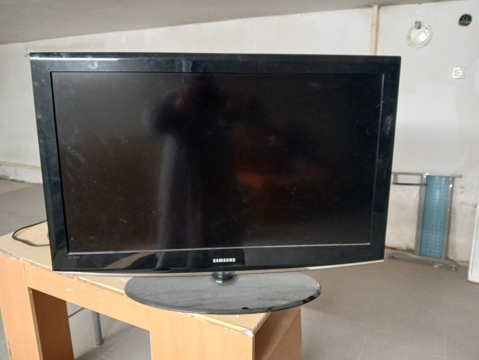 Продам телевизор