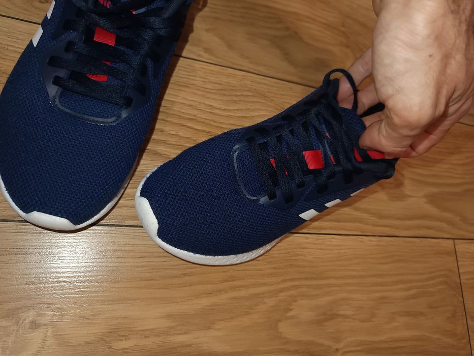 Adidași Adidas Puremotion (37.5)
