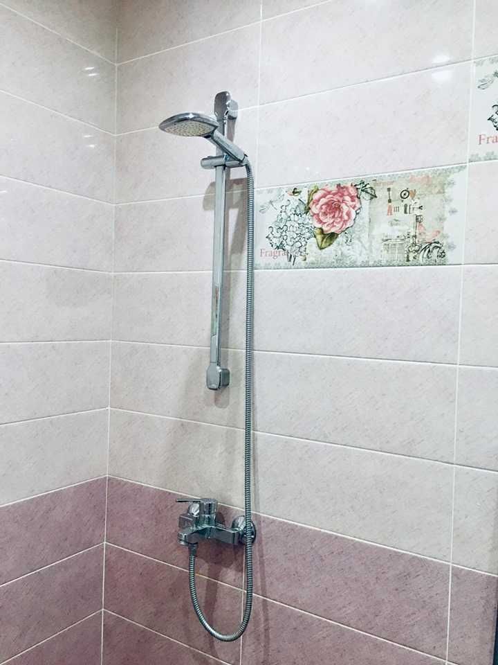 Дава се под наем Двустаен апартамент в Бургас, Център - 60 кв.м за 325 € - Снимка #2