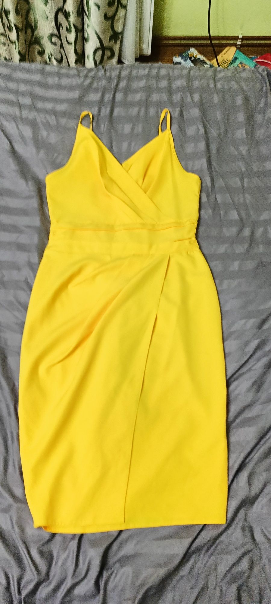 Rochie galbenă midi