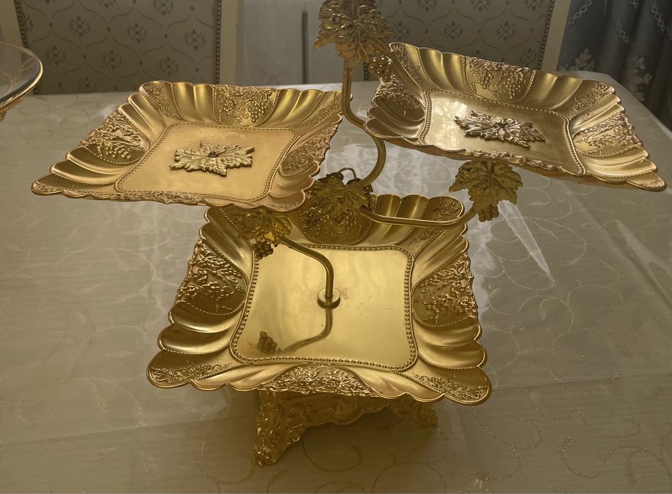 Ваза трехярусная, ваза под фрукты, чайник-термос