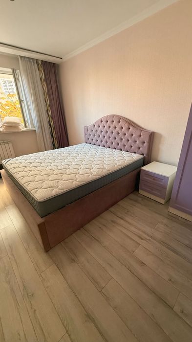 Продам кровать и спальный гарнитур