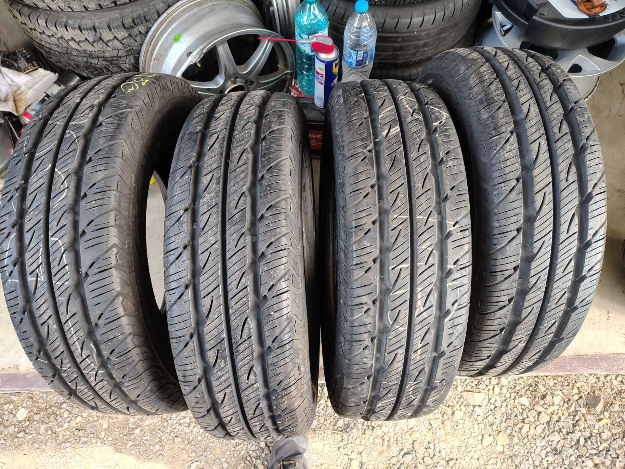 4бр.летни гуми UNIROYAL 215 75 16C DOT17 цена за брой