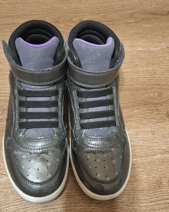 Ботинки для девочки