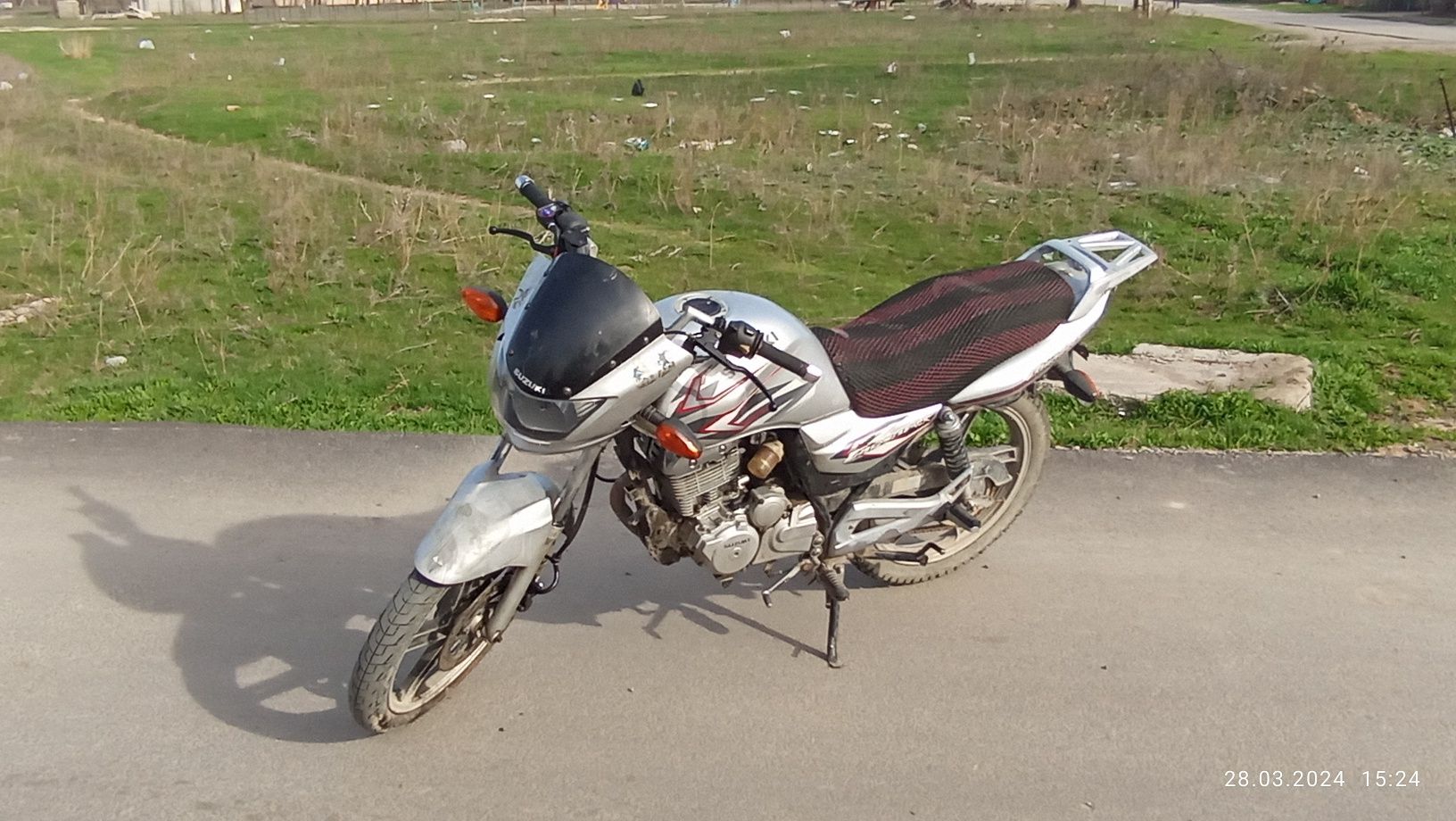 Мотоцикл Suzuki En-125