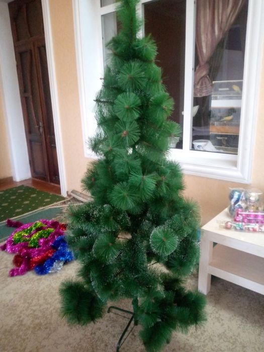 Продается новогодняя ёлка