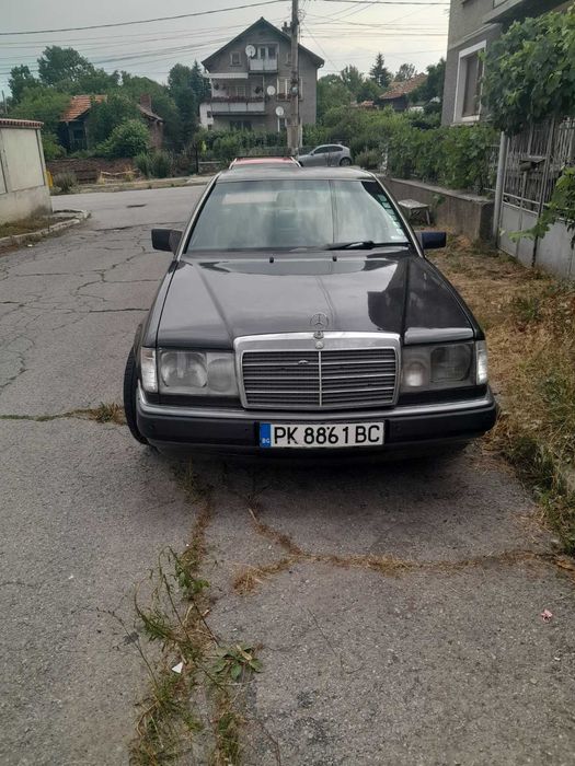 Mercedes Benz 124 купе