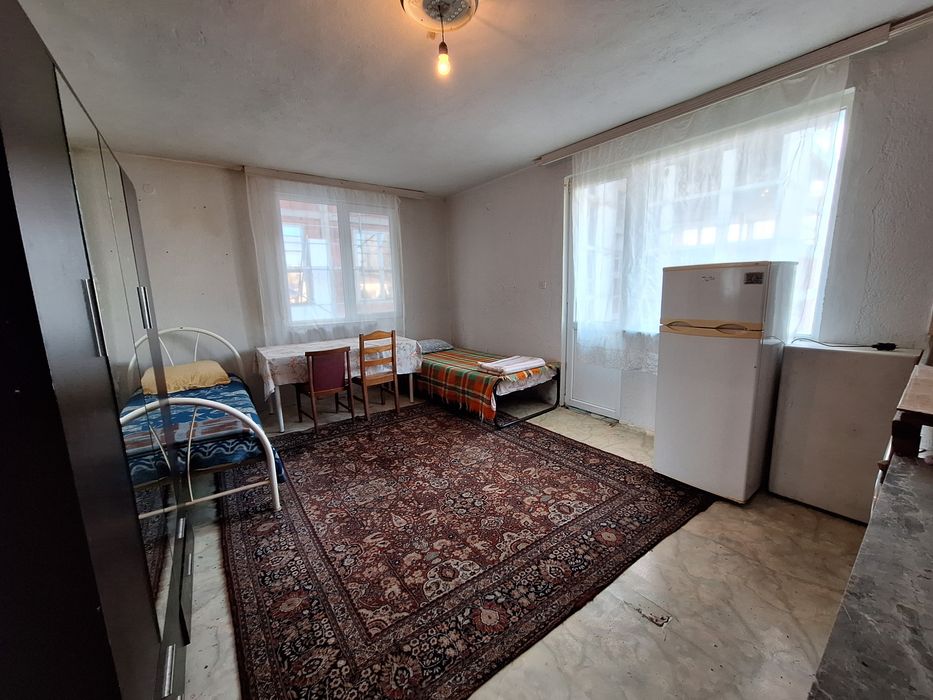 Обзаведена стая кв Хладилника до мол Парадайс и метро станция Витоша