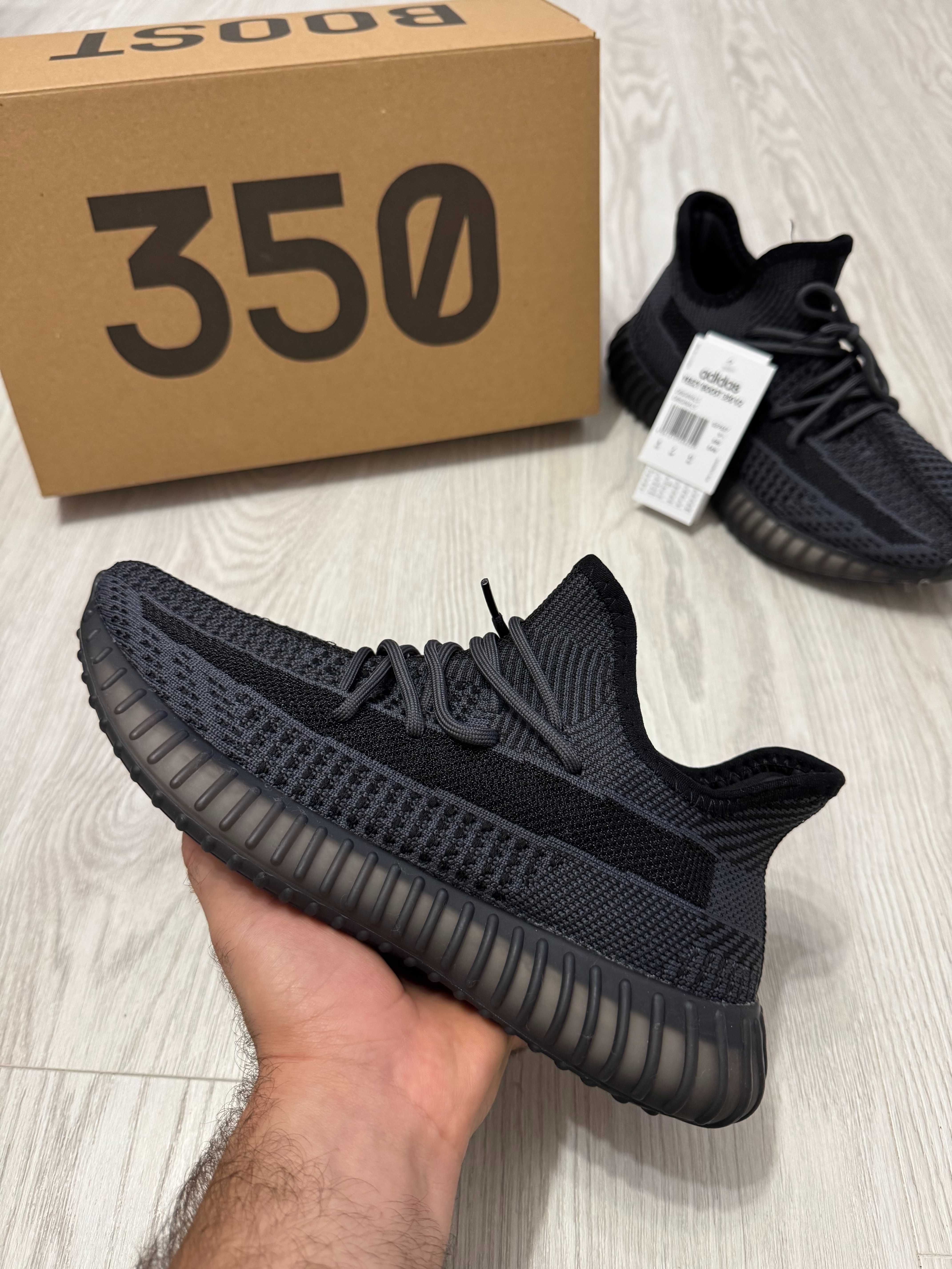 Adidasi Yeezy Boost 350 V2, SNEAKERS NOI, Full Box - Black