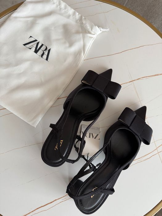 НОВИ елегантни обувки ZARA с етикет.