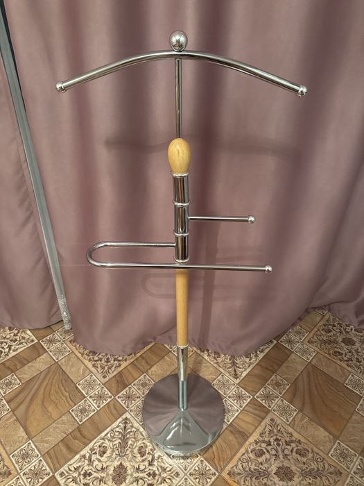 Вешалка напольная