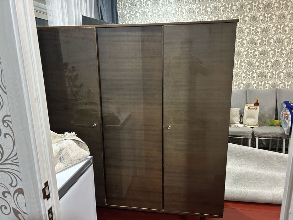 Отдам даром. Шифонер советский. В отл сост.