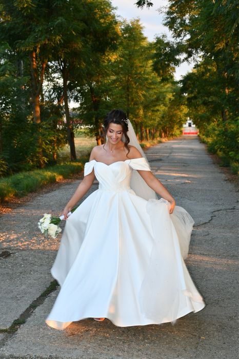 Rochie de mireasa eleganta