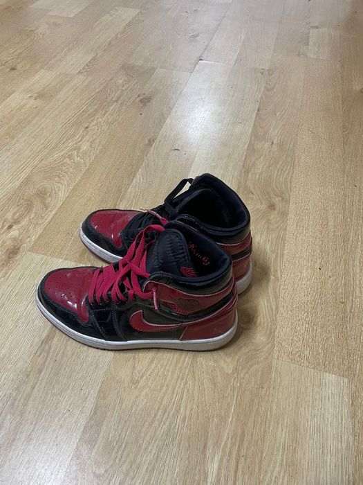 Jordan 1 mid  stare buna