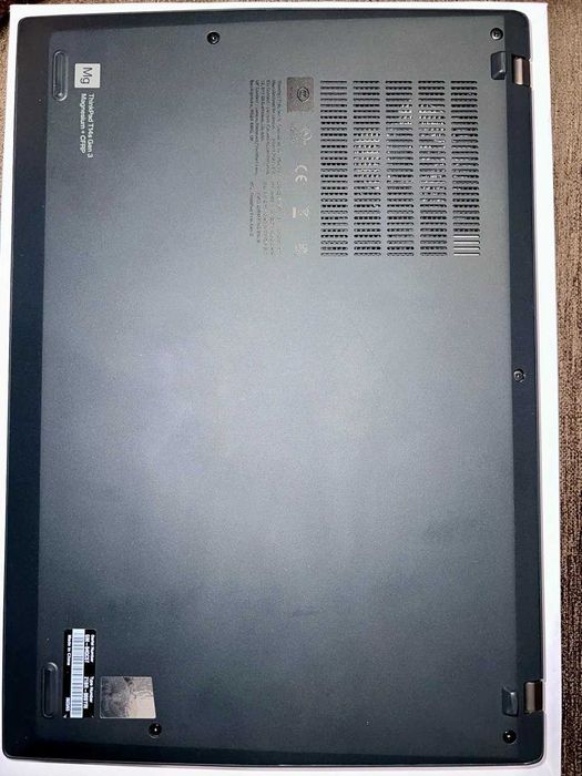 Lenovo ThinkPad T14s ca nou in garantie