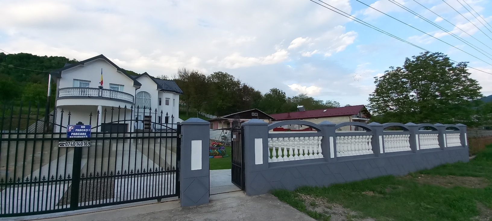 Vila P+1+M 420m2 , teren de 2000 m2 Central Șoimari Prahova