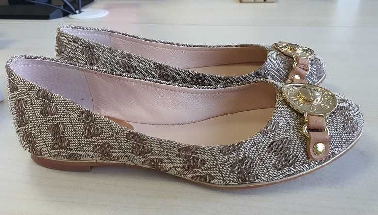 Обувки на Guess пролетно-есенни