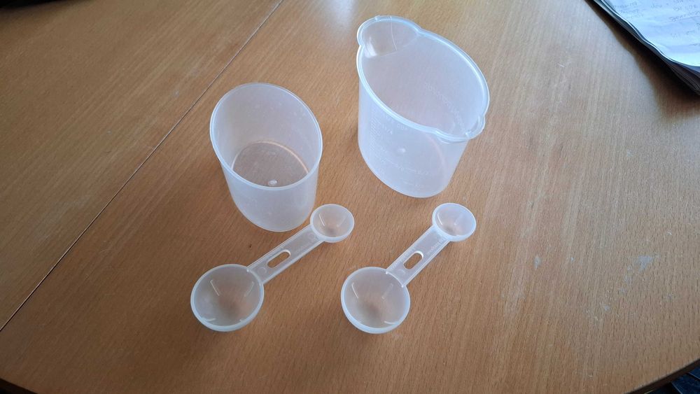 Продавам хлебопекарна със 17 програми Morphy Richards 48323