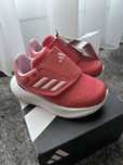Бебешки обувки Adidas