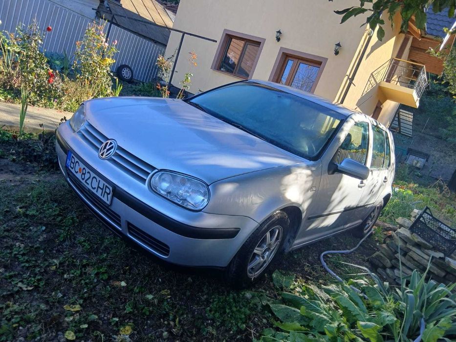 Volkswagen Golf 4 – 1.4 benzină, 2001 – stare tehnică bună