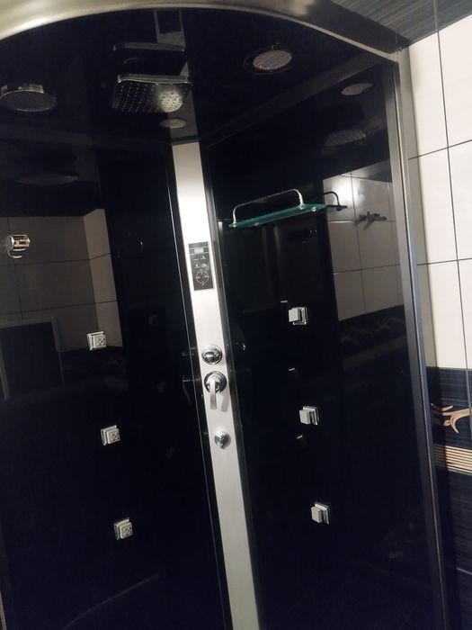 Хидро масажна душ кабина