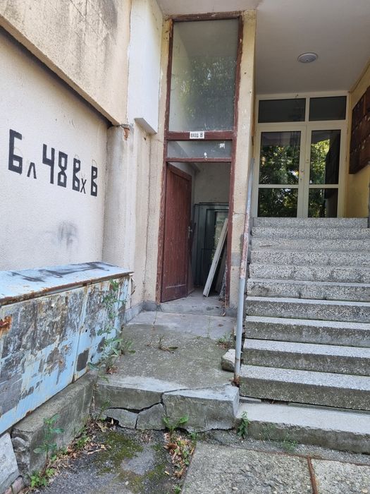 Помещение под наем. Дървеница