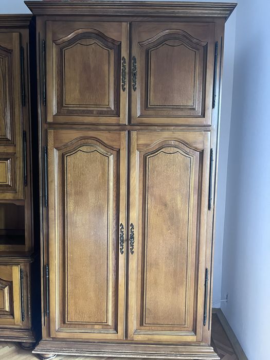 Vand mobila lemn masiv