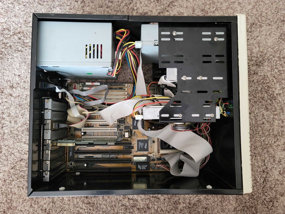 Calculator Vechi,Socket 7, AMD K5, Retro Gaming, Slot ISA ,Buton TURBO