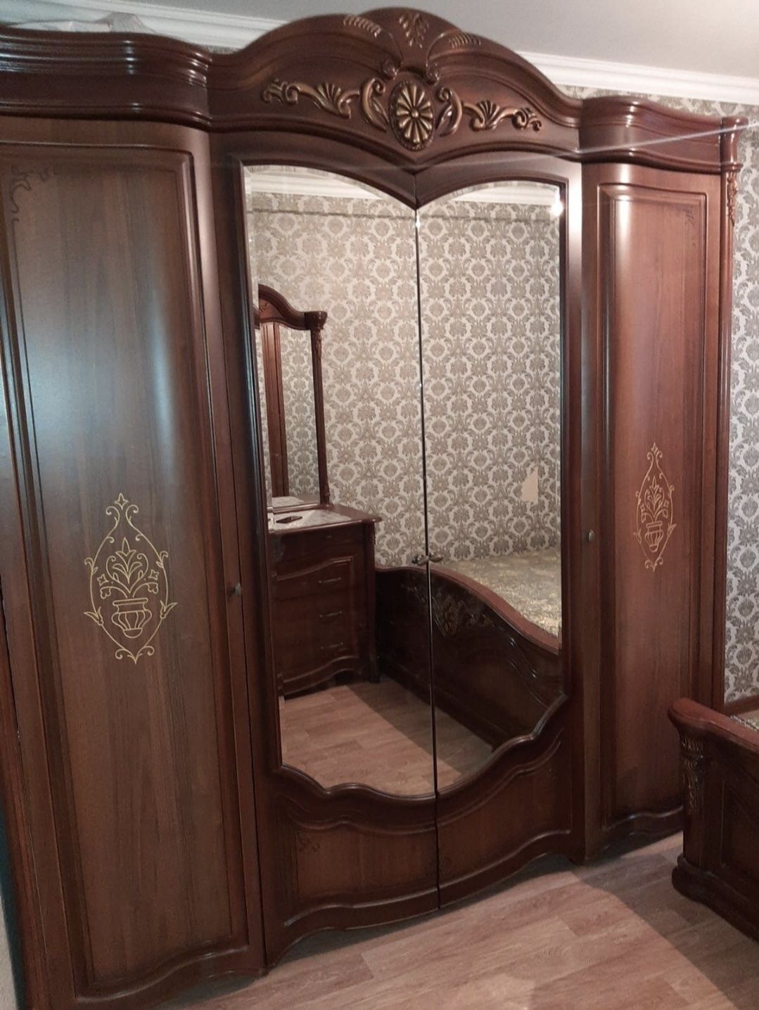 Спальни сатылады