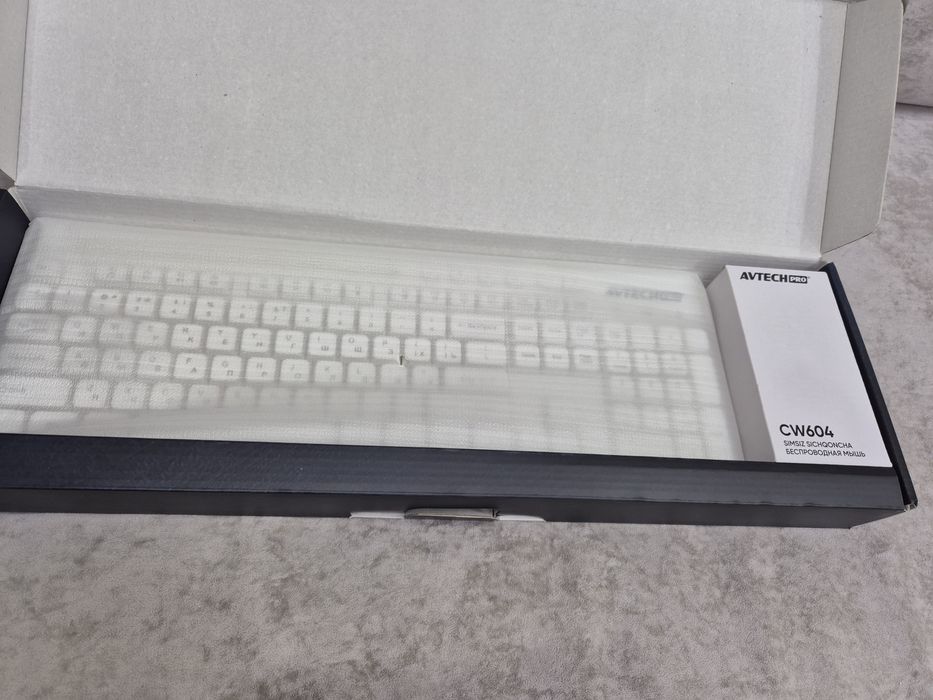 Клавиатура и мышь беспроводные,  Цвет белый