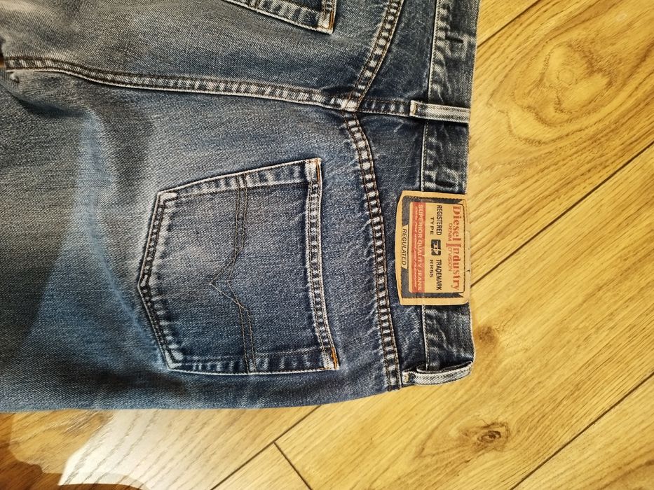 Blugi Diesel bărbați  34