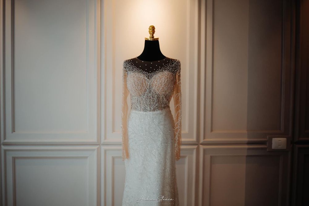 Rochie alba cu trena