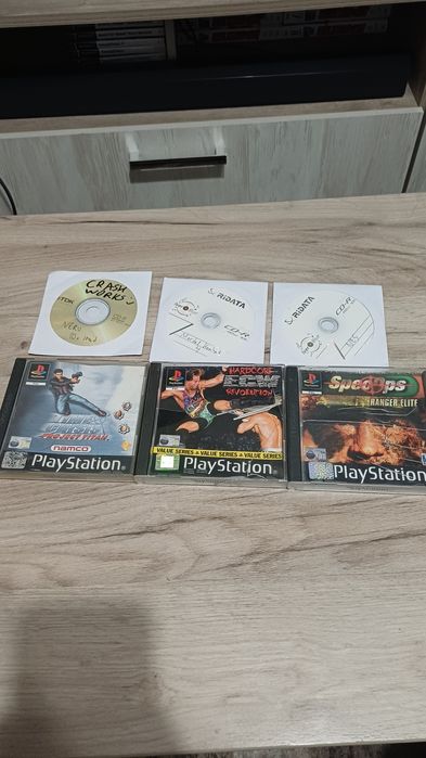PS1 Playstation 1 + 8 игри