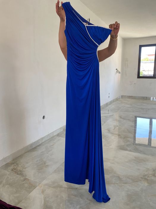 Rochie de seară cu pietre