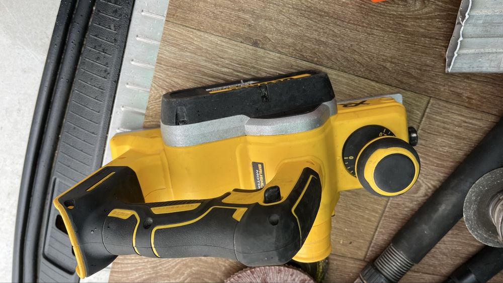 Rindea brushless DCP580 in stare ff buna