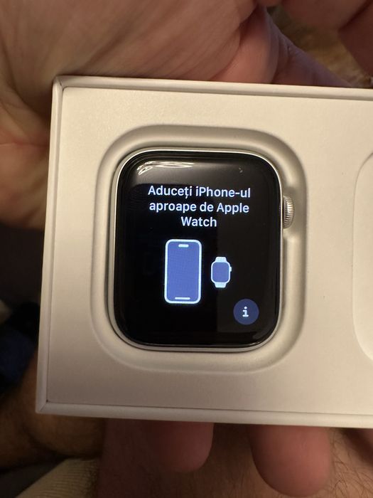 Apple watch SE 44mm Abyss Blue Sport Band