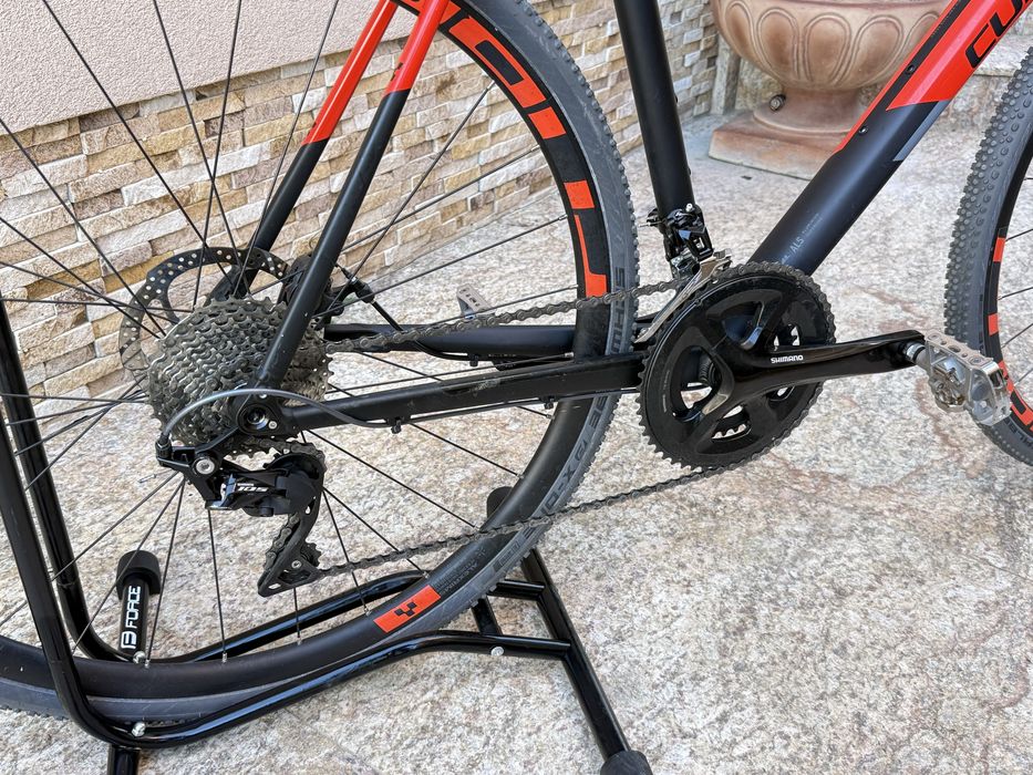 Cube Cross Race гравел размер 61 скоростна система Shimano 105 2x11