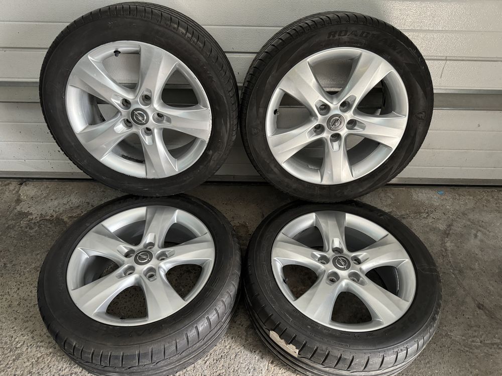 Jante Originale Opel Astra J R17 echipate vara 5x115 la prezoane