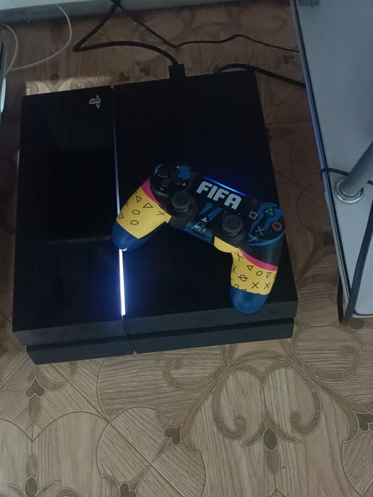 Продам пс4 фатку