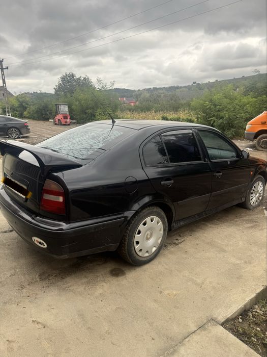 Autoturism Skoda Octavia 01