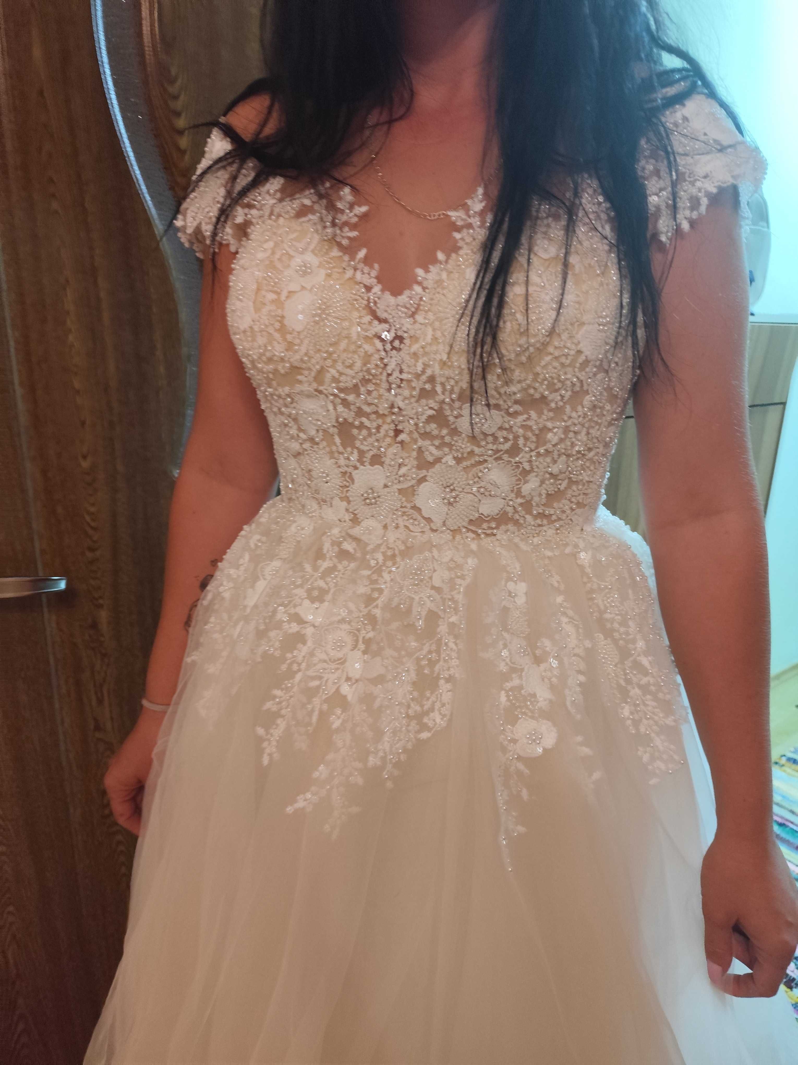 Vând Rochie de mireasă