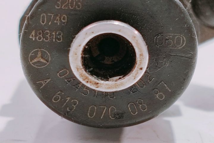 Injector  2.2 / 2.7 cdi A6130700887 / 0445110202 Mercedes-Benz ML W16